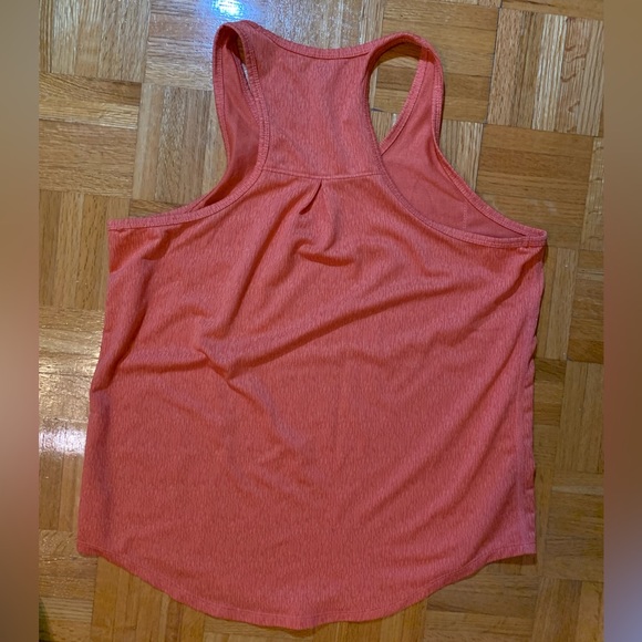 SALMON-COLORED WORKOUT TANK TOP - Picture 5 of 6